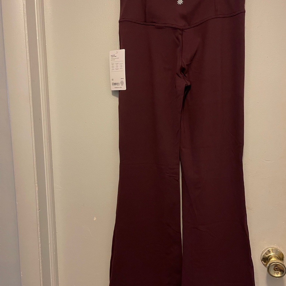 Athleta Elation flare pants women Maroon Flared Bottoms NEVER WORN
